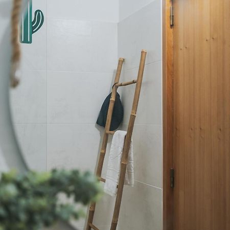 Surf Guesthouse - 7Min Walk To The Beach Патайас Екстериор снимка