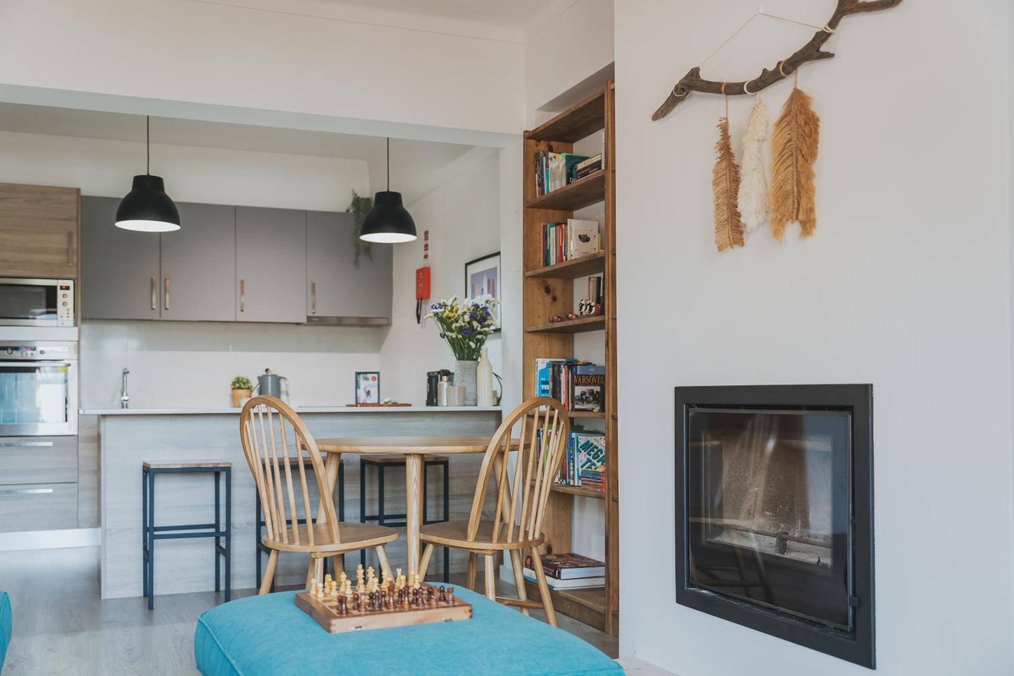 Surf Guesthouse - 7Min Walk To The Beach Патайас Екстериор снимка