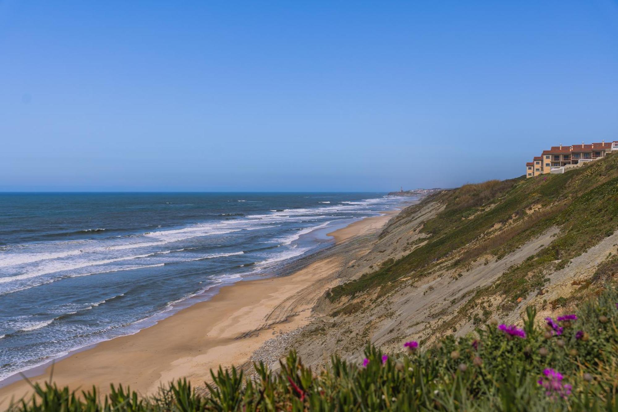 Surf Guesthouse - 7Min Walk To The Beach Патайас Екстериор снимка