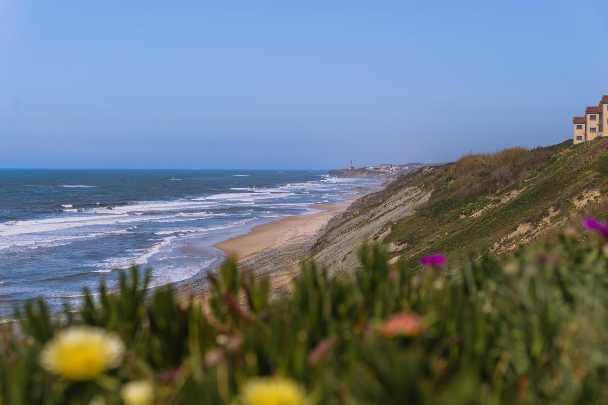 Surf Guesthouse - 7Min Walk To The Beach Патайас Екстериор снимка